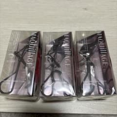 MAQuillAGE エッジフリーアイラッシュカーラーのサムネイル