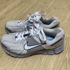 NIKE スニーカー Vomelo5 27cmのサムネイル