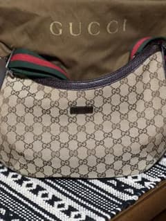GUCCIキャンバスシェリーラインショルダーバッグのサムネイル