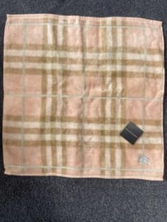 Burberry タオルハンカチ ピンクのサムネイル