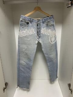 Levi's 刺繍スタッズデニムパンツのサムネイル