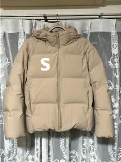 ユニクロ シームレスダウンパーカ S ベージュ - メルカリ
