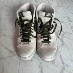 NIKE SB BLAZER MID スニーカーのサムネイル