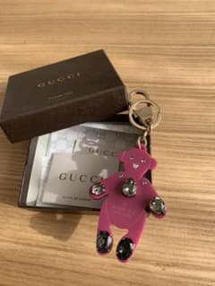 値下げ！即完売品 GUCCI グッチ キーホルダー チャーム クマ ベアのサムネイル
