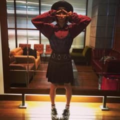 LiSAさん着用　Candy Stripper 膝丈スカートのサムネイル