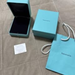 美品　　ティファニー　ネックレスケース　空箱　ジュエリー入れ TIFFANY&Co.（ティファニー） ケース 化粧箱 ネックレスケース 空箱