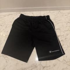 Champion メンズL ショート ハーフ 短パンツ 黒 ほつれ箇所複数ありのサムネイル