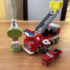 【完品・美品】レゴ デュプロ はしご車 10969 ＆ トミカ おまけ付きのサムネイル