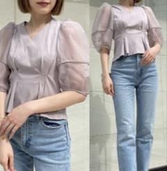 【SNIDEL】スナイデル3Dスリーブカットプルオーバー シースルートップスのサムネイル