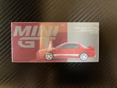 MINI GT Nissan Skyline GT-R (R32) Redのサムネイル