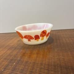 ムチャチャ　ガラス ボウル キノコ柄 ／キーホルダーのサムネイル