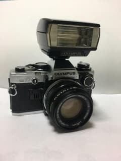 値下げ！ OLYMPUS OM-10 ストロボ T20 連休発送OK！のサムネイル