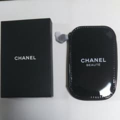 シャネル  ネイルケア キットのサムネイル