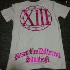 白Tシャツのサムネイル