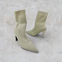 【タグ付き】GYDA ニットソックスブーツ 高ヒールのサムネイル