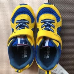 ミキハウス スニーカーのサムネイル