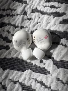 ソニー　wf-c500 Bluetoothイヤホンのサムネイル