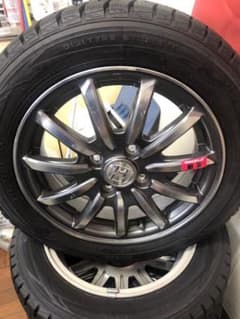 ホンダＮワゴンカスタム純正ホイールタイヤセットのサムネイル