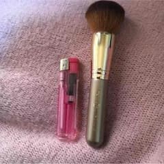 専用です❤️ ファンデーションブラシ二本セットのサムネイル