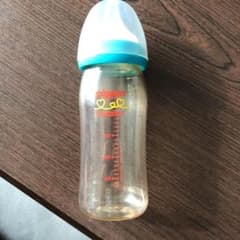 ピジョン　哺乳瓶240mlのサムネイル