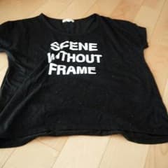 黒のTシャツです。(袖有り)のサムネイル