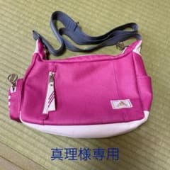 ショルダーバッグ　adidasのサムネイル