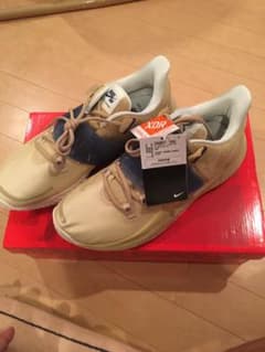 KYRIE LOW3 EP 29cm US:11のサムネイル