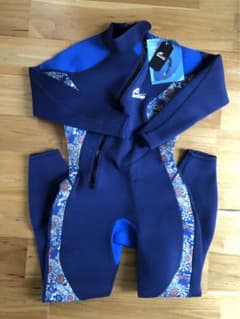 Owntop フルスーツ ウェットスーツ ブルー 花柄　Ｍサイズ Owntop フルスーツ ウェットスーツ ブルー 花柄 Mサイズ - メルカリ