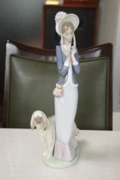 LLADRO リヤドロ 【犬とお散歩】7 H＝33 リアドロ L575 - メルカリ