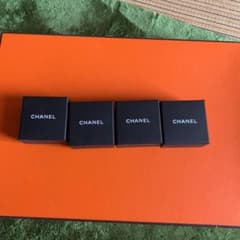 CHANEL 空箱（アクセサリー）のサムネイル