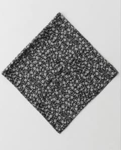 ネストローブflower patternシルクスカーフ新品 ネストローブflower patternシルクスカーフ新品 - メルカリ