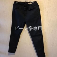 ピーチ様専用 Tシャツとパンツ 2点のサムネイル