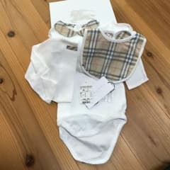 BURBERRY ロンパース ＊新品未使用＊ バーバリーのサムネイル
