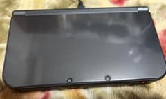Nintendo 3DS LL 本体 メタリックブラックのサムネイル