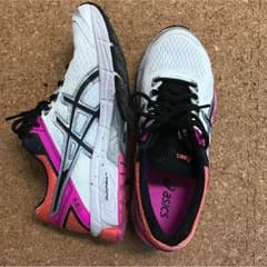 asics 25.5cm ランニングシューズのサムネイル