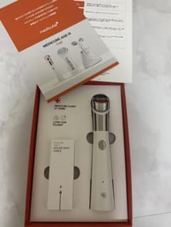 メディキューブ　美顔器のサムネイル