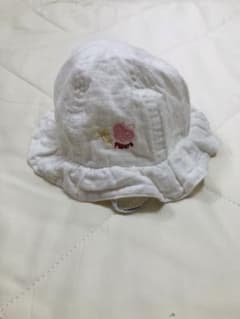 赤ちゃん　帽子のサムネイル