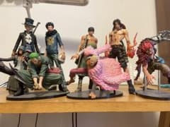 ワンピースフィギュアアミューズメント景品合計8点のサムネイル
