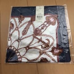 アースミュージック&エコロジー スカーフのサムネイル