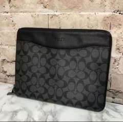 COACH コーチ クラッチバッグのサムネイル
