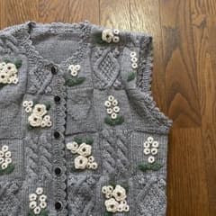 古着　お花鍵あみ　ニットベストのサムネイル