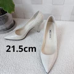 極美品】DIANA ダイアナ クロコ型押し パンプス ホワイト 21.5cm