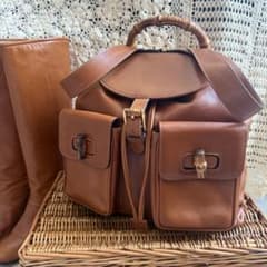 GUCCI 本革 バンブーリュック 明るい茶色 濃いキャメル色のサムネイル