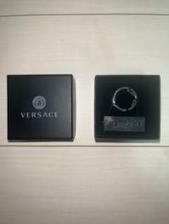 指輪(versace)のサムネイル