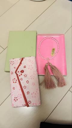 桜柄ケース付きクリスタル数珠　高級御念珠のサムネイル