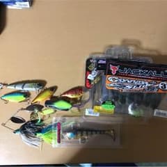 約24000円分バス釣り用ワーム、ルアー、小道具のサムネイル