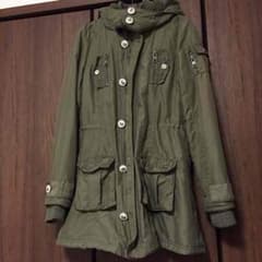 LIZ LISAのコートのサムネイル