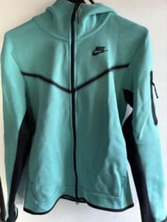 NIKE テックフリース Tiffany ティファニーブルー 海外限定 - メルカリ