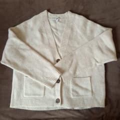 UNIQLOニットカーディガンMのサムネイル