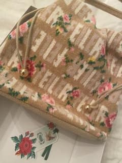 こむたんさん専用⭐︎フェイラー　現行品　新品未使用　箱付き　今期新作のサムネイル